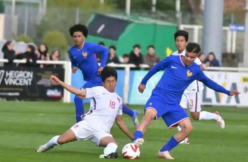 皇冠代理登1,2,3
_U16国足不败战绩跻身蒙太古杯季军争夺战